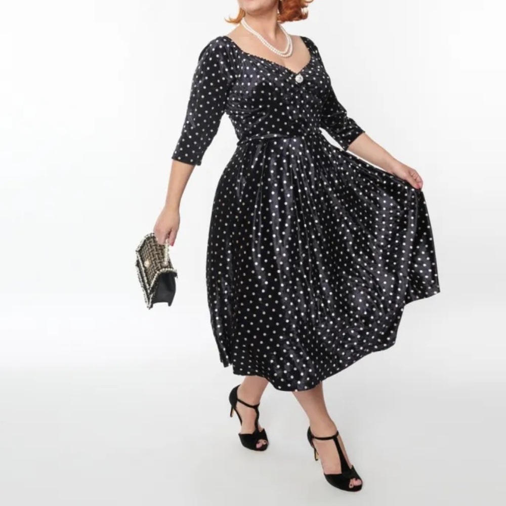 Unique Vintage Black and White Sweetheart Midi Dress